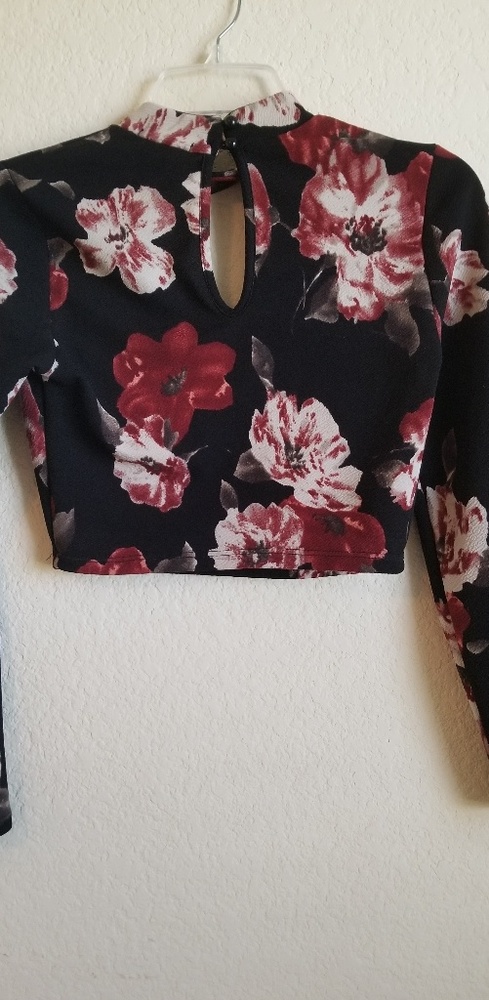 A two piece. - Picture 3 of 4